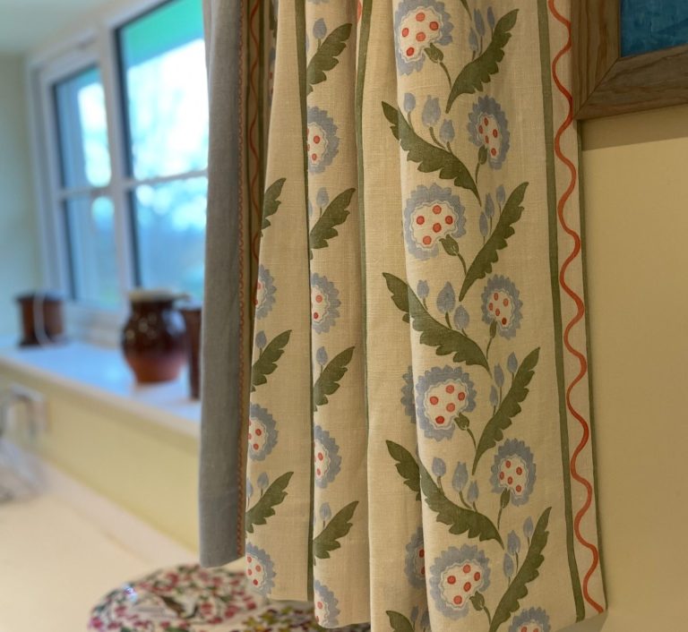 Cascade Roman Blind